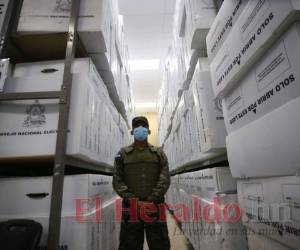Durante más de 40 años haciendo esta labor no se reportó ninguna pérdida de material electoral. Foto: El Heraldo