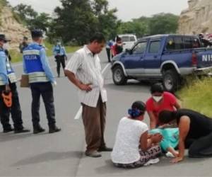 El carro en el que viajaban colisionó con un camión el día miércoles.