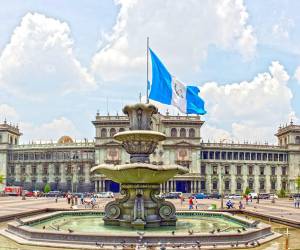 El pasado viernes, otros tres cadáveres fueron encontrados flotando en el lago de Amatitlán, en el sur de la Ciudad de Guatemala.
