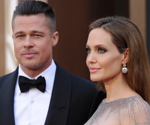 Las superestrellas del cine Pitt y Jolie, que alguna vez fueron la pareja de más alto perfil en Hollywood, compraron una participación mayoritaria de las viñas de Chateau Miraval, en el sur de Francia, y allí se casaron seis años después.