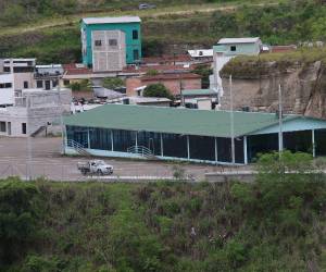 La falta de transporte mantiene limitada la actividad comercial en Perisur, donde los locatarios esperan desde hace años la habilitación de la terminal. Son más de 300 buses que se tienen en estudio, sin embargo, el estacionamiento solo tiene capacidad para 200.