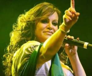 Tras su muerte, han surgido diversas teorías, datos, y aspectos misteriosos que han rodeado y viralizado el caso constantemente. Foto: Instagram jennirivera