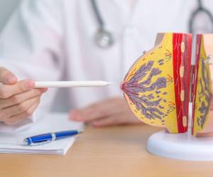 El cáncer de mama es el tumor más mortal. La OMS advierte un aumento global del 38% de casos para 2050.