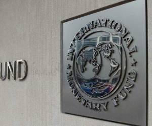 Exterior del edificio del Fondo Monetario Internacional. Foto: AFP