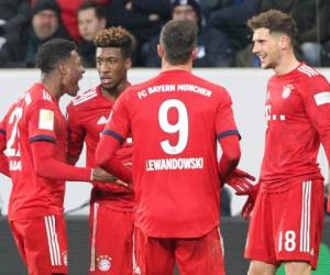 Leon Goretzka (18) fue el conductor de la victoria del Bayern al marcar un doblete. Foto / AFP