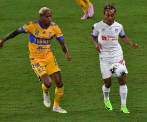 El zaguero de los albos fue puesto a disposición de los juzgados al suponerlo responsable del delito de violencia contra la mujer y quebrantamiento de condena o medidas en perjuicio de su esposa Jhenssy Belinda Turcios Gálvez, quien fue la que interpuso la denuncia.