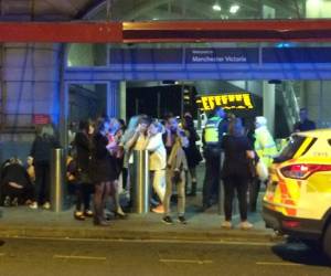 Fachada del estadio de Manchester donde se presentó la artista Ariana Grande y se registró la explosión que dejó varios muertos, según confirmó la Policía inglesa. Foto: Cortesía El País de España.
