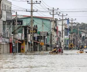 El balance oficial cifraba en 2.600 los heridos y en unos 570.000 los evacuados hasta las 20:00 hora local.