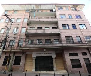 13.07 millones de lempiras es el monto total aprobado en aumentos salariales, nivelaciones y reestructuraciones en la Secretaría de Finanzas.