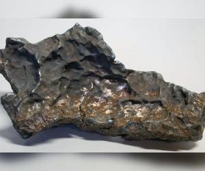 Cayó un meteorito en una propiedad privada en Suecia en el 2020. Su recuperación dio lugar a una batalla judicial.