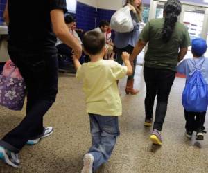 Más de 27,000 niños migrantes detenidos en la frontera en lo que va del año fiscal.