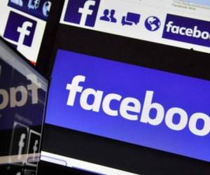 Facebook dijo el lunes que bloqueó unas 30 cuentas en su plataforma. Foto: Agencia AFP