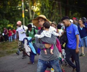 Las cifras señalan que de los 1,238 retornados voluntariamente el 72% eran hondureños. Foto: AFP