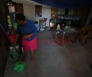 Las familias aún residen en la que será la terminal de buses. Foto: Johny Magallanes/EL HERALDO