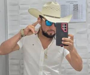 La muerte del ganadero Elmer Méndez, en Olancho, está bajo una exhaustiva investigación, aseguró la Policía Nacional. El caso ha acaparado la atención de muchos, ya que también era muy activo en redes sociales. Aquí los nuevos detalles.