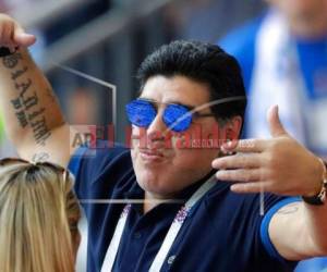 La FIFA señaló que las 'insinuaciones' de Maradona fueron 'completamente inapropiadas y sin fundamento alguno'. Foto:AP
