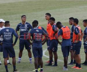 Jorge Luis Pinto en uno de los entrenamientos de la Selección de Honduras. (Fotos: Delmer Martínez / Grupo Opsa)