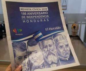 Este 26 de agosto, la edición impresa de EL HERALDO estuvo acompañada de un sumplemento especial, una revista cívica con datos generales sobre los próceres y símbolos nacionales del país. Foto: Eduardo Domínguez / EL HERALDO.