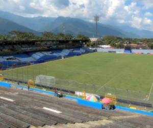 El Estadio Morazán es uno de los estadios más cercanos a cancha de Honduras.