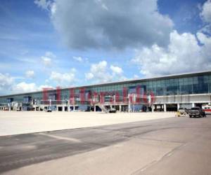 Con dos vuelos procedentes de Estados Unidos, Palmerola inicia operaciones. Fotos: EL HERALDO