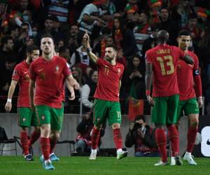 Con los goles de Fernandes, Portugal firmó su octava clasificación consecutiva a la Copa del Mundo.