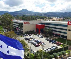 'Esta operación nos tiene bastante entusiasmados en Banco Atlántida por lo que vamos a hacer en Honduras y en otros países”, señaló Guillermo Bueso.