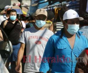 Cerca de dos millones de hondureños, el 53% de los ocupados, son no asalariados. Significa que trabajan por cuenta propia o en labores familiares no remuneradas. Mientras que más del 60% de los asalariados están en el sector informal y gana menos del salario mínimo. Foto: El Heraldo