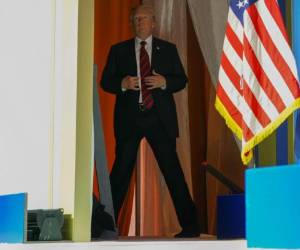 El presidente Donald Trump espera ser presentado para hablar en la XI Campaña Anual de la Campaña por la Vida de Susan B. Anthony List en el National Building Museum. Agencia AP.