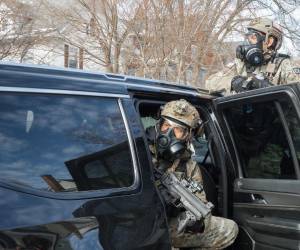 Los agentes habían almorzado en el restaurante El Tapatío y luego regresaron para hacer las detenciones.