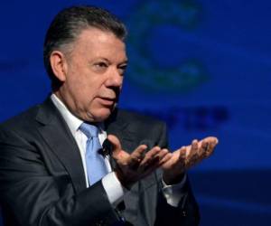 Juan Manuel Santos, presidente de Colombia, en la Cumbre de las Américas en Lima, Perú. (AFP)