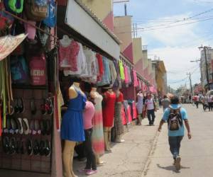 El comercio informal también es uno de los brazos de las importaciones en el país.