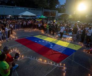 Los terremotos registrados hace casi dos semanas en Venezuela ya dejan 3,685 personas fallecidas.