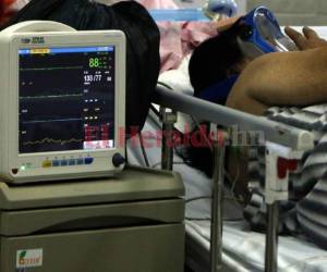 El Tórax se está preparando para llenar todas sus salas con pacientes de covid-19, pero necesitan insumos y equipo para evitar muertes. Foto: Johny Magallanes / EL HERALDO.