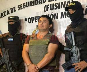 Guzmán al momento de ser requerido por la justicia de Honduras en La Lima y ser trasladado a Tegucigalpa, donde se le hará un juicio de presentación y luego ponerlo a la orden los operadores de Estados Unidos por supuesto tráfico de drogas.
