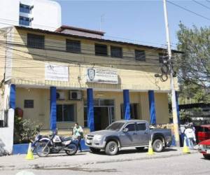 Nuevos casos de policías ligados a delitos evidencian podredumbre en posta de La Granja.
