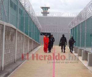 Las nuevas medidas aplicadas son con el propósito de erradicar la violencia dentro de las cárceles del país, dijo Luis Suazo. Foto: EL HERALDO.