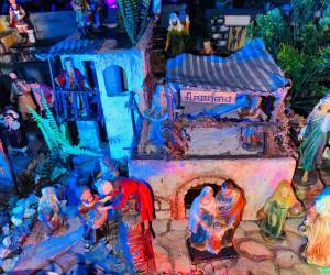 Con la temática El Buen Pastor, la familia de doña Flora sigue su legado con los nacimientos y los invita a vivir una experiencia inspirada en las enseñanzas del evangelista San Juan 10:1-27. Conoce los horarios y días que puedes visitarlo: