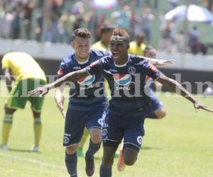 El delantero Rubilio Castillo celebra su anotación ante el Social Sol (Foto: Juan Salgado)