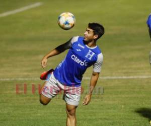 El atacante de la Selección de Honduras, Jonathan Rubio, espera poder ganar el duelo. Foto: EL HERALDO.