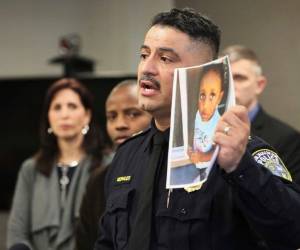 El jefe policial no ofreció información sobre la condición de los restos, y dijo que esperaba que la autopsia estuviera lista para el lunes.