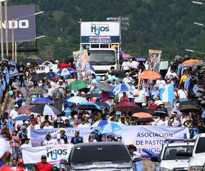 Los padres de familia están socializando el anteproyecto relacionado a los derechos parentales.