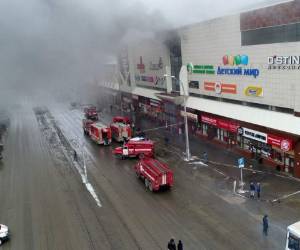 Al menos nueve niños figuran entre las víctimas, según una portavoz local del ministerio de Situaciones de Urgencia, Borisa Dediujina, citada por la agencia de noticias rusa Ria Novosti.