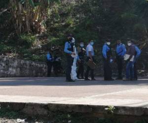 La Dirección Policial de Investigaciones (DPI) llegaron a la escena del crimen.