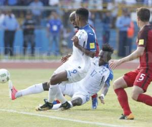 La Selección de Honduras complica su pase a Rusia 2018 (Foto: Ronal Aceituno/OPSA)
