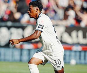 Dereck Moncada fue titular en el triunfo del Lugano sobre el Basilea.