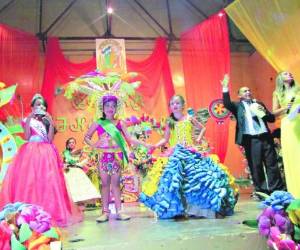 Las candidatas del reinado infantil lucieron espléndidas en cada uno de los desfiles. Fotos: Juan Flores.