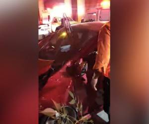Una mujer perdió la vida en un fatal accidente en la entrada de la Residencial Honduras.