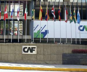 Una <b>delegación </b>del Banco de Desarrollo de América Latina y el Caribe llegó a Honduras.