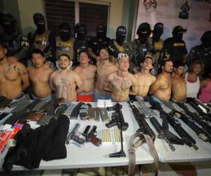 Entre los detenidos cinco son supuestos pandilleros deTegucigalpa que llegaron a SPS (Foto: El Heraldo Honduras/ Noticias de Honduras)