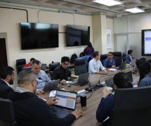 En los primeros tres días de reunión la mesa técnica ampliada ya revisó cerca de 300 expedientes de médicos pendientes de pago.